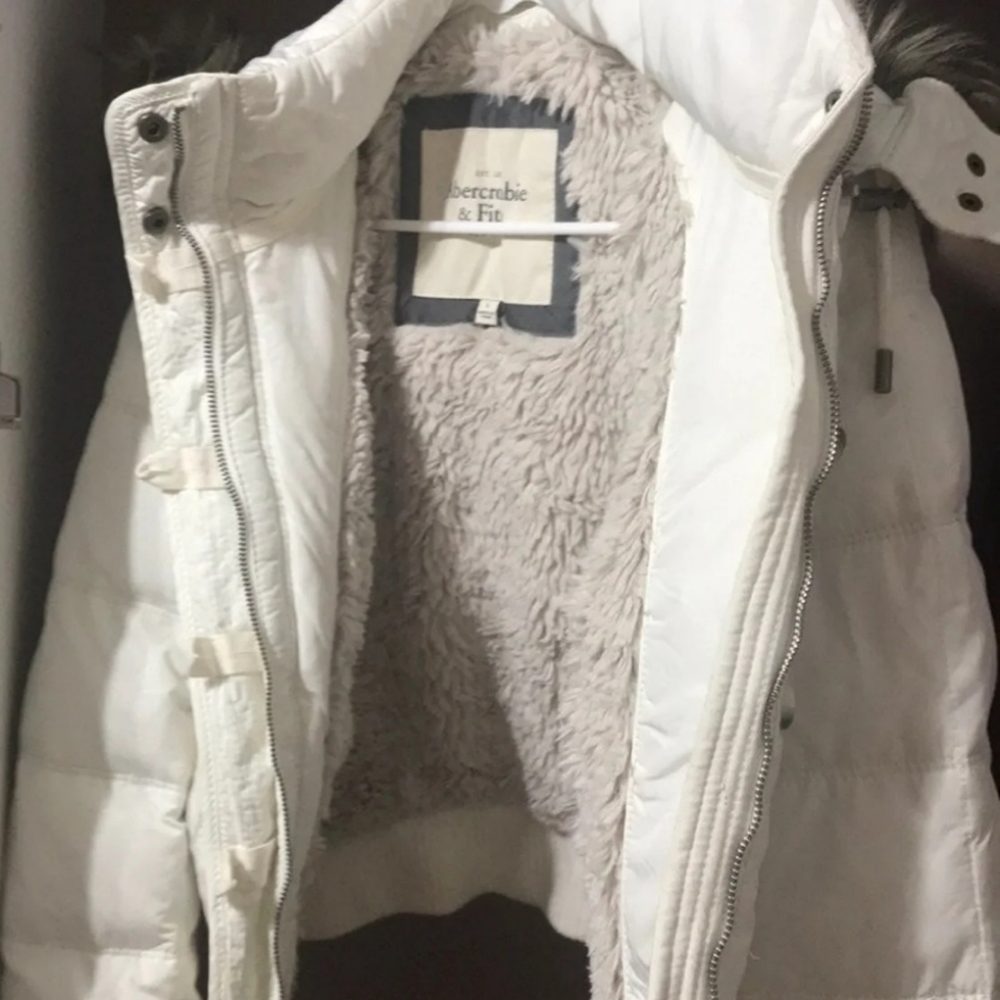 Womens jacket - Picture 2 of 3